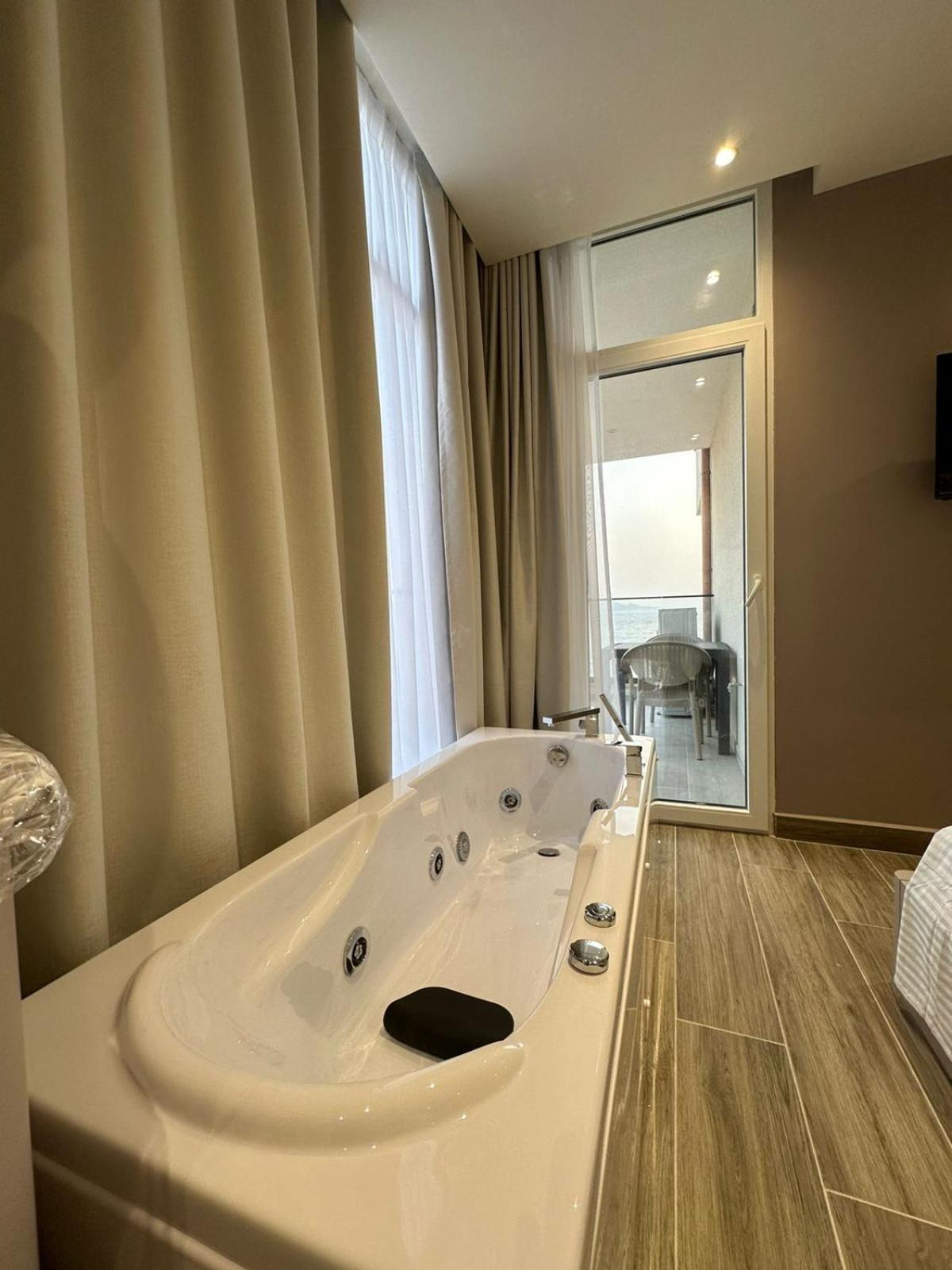 Oni Rooms Saranda Dış mekan fotoğraf